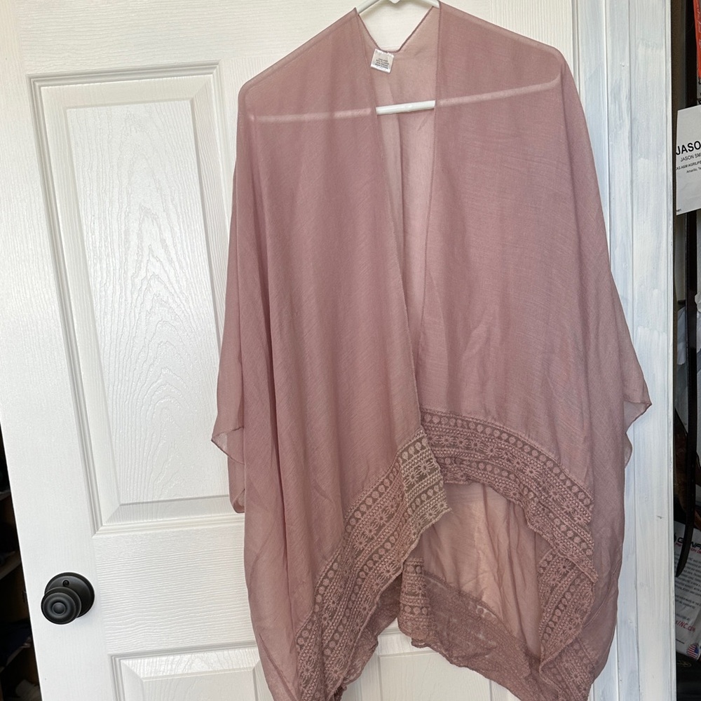 Elegant Mauve Kimono Shawl